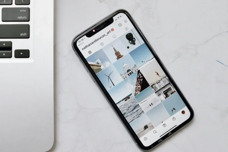 Unveiling the Ultimate iPhone: How to Find the Best Value for Your Money. 4 nathana reboucas LIfRyiWWBZs unsplash