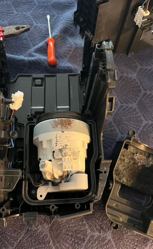 Miele Boost CX1 Vacuum Repair After Water Damage 40 signs-of-rust-on-motor