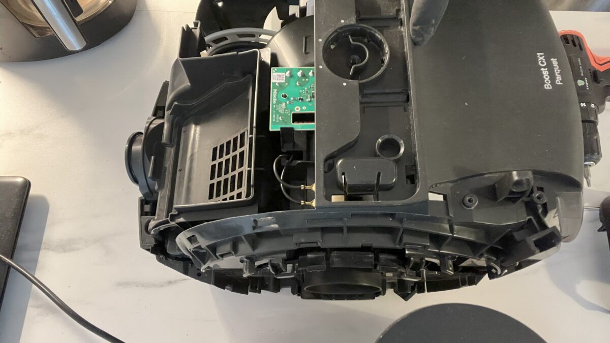 Miele Boost CX1 Vacuum Repair After Water Damage 49 miele-reassembly